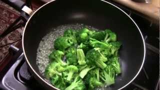 HOW TO MAKE BROCCOLI WITH GINGER AND GARLIC SAUCE [upl. by Wolfie756]