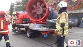 Hauptübung Feuerwehr Binningen Brand in Einstellhalle Neues TLFLüWa BF Basel [upl. by Lawtun646]