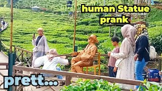 teriakan maksimal human Statue prank gunung Gambir [upl. by Ellennahc]