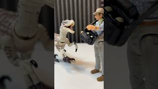 Jurassic Park 3 Hammond Collection Alan Grant and Velociraptor [upl. by Uriia]