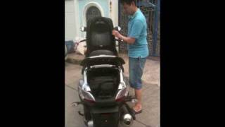 My Brother and his Piaggio Mp3 400 Thailand [upl. by Arhaz757]