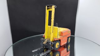 Diecast Restoration Dinky Toys Conveyancer fork lift truck No404 196779 [upl. by Dawson]