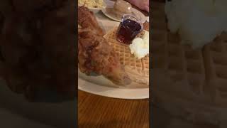 Roscoe’s chicken amp waffles in LA losangeles [upl. by Notrab187]