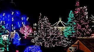 PEDDLERS VILLAGE IN PENNSYLVANIA LIGHTING MERRY CHRISTMAS TREE SHOW USA countdown 2022 house [upl. by Treva860]