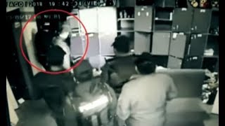 Video graba cómo policías siembran droga en bar  Noticias con Yuriria [upl. by Rehpoitsirhc71]