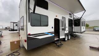 DOUBLE LOFT RV Check out the 42FLDL Salem Grand Villa [upl. by Leonidas193]