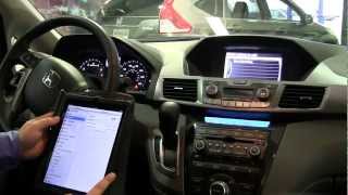 How to Pair an iPad to Your 2013 Honda Odyssey [upl. by Adnert]