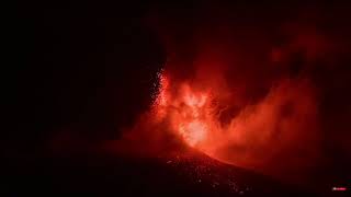 Cumbre Vieja volcano La Palma Canary Islands Eruption Day 5  Explosion shockwave and sonic boom [upl. by Nadler]