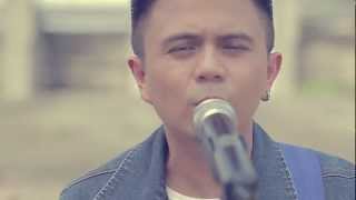 Sigit Wardana  Kunci Hatiku Official Video [upl. by Harrow]