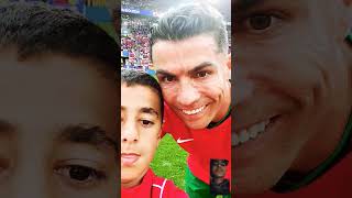 😱😱Ronaldo Ne Sab bacchon ke sath photo bhejo comment Karke batao bhai acchi baat hai na ronald ron [upl. by Wylma464]