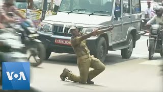 Indian Dancing Cop Directs Traffic With Style [upl. by Leciram160]