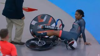 Kadeena Cox fall in Womens 500m time trial C45 Para cycling Track final at Paralympics Paris 2024 [upl. by Mok541]