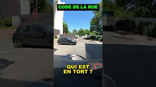 Motard VS Voiture [upl. by Dieterich123]