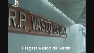 Fragata Vasco da Gama apanha embarcação suspeita ao largo da Somália [upl. by Auqenat200]