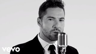 David Bisbal  Me Enamoré De Ti Lyric Video [upl. by Marylynne]