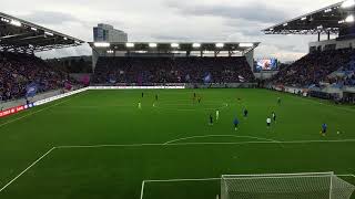 Unni Wilhelmsen synger Mitt Vålerenga i pausen på åpningskampen på Vålerenga Idrettspark Valle Hovin [upl. by Etnahsal]