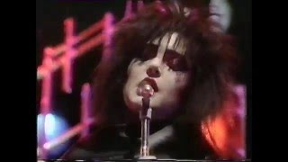 Siouxsie amp The Banshees Dear Prudence Top Of The Pops Xmas Edition 271283 [upl. by Ydnar639]