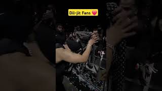 Diljit Dosanjh Meeting His crazy fans At 🇬🇧 concert 🫶❤ shorts diljitdosanjh haniaamir diljit [upl. by Atihana]