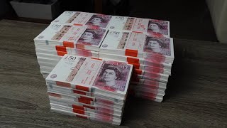 WOW £250000 in PropFake £50 British Pound Notes [upl. by Tenaj]