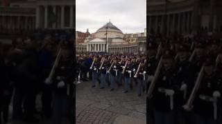 Scuola Militare Nunziatella Giuramento 2016 ingresso in Piazza Plebiscito [upl. by Xylina]