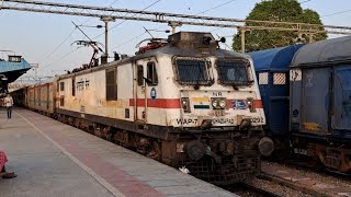 New Jalpaiguri  Udaipur City Weekly Express Skipping Bandikui Jn with GZB 30292 WAP7 [upl. by Hynda]