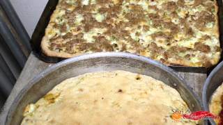 Pizza Calabrese nel forno a legna tradizionale Full Hd [upl. by Fasa]