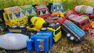 Temukan Mainan Mobil Mobilan Truk Molen Besar Excavator Truk Oleng Tayo Damkar Ambulance 105 [upl. by Yelyr]