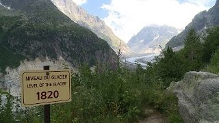 La Mer de Glace haut lieu du tourisme menacé dans les Alpes [upl. by Plate]