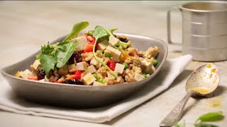 Recettes LE must  Salade de riz aux canneberges  Recettes LE must [upl. by Wilkey]