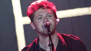 4K Niall Horan  On My Own Flicker World Tour 2018 Madrid [upl. by Regine668]