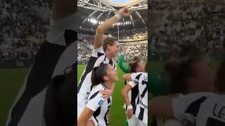 Grazie ragazze La Juventus ed il popolo bianconero è orgoglioso di voi ❤️ [upl. by Hett]