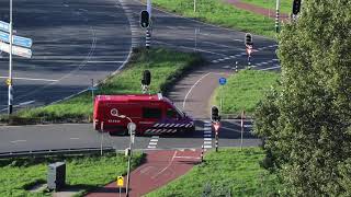 Brandweer Capelle 171111 onderweg vrachtwagen te water N453 Waddinxveen [upl. by Uok313]