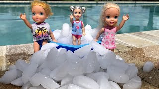 Ice playing  Elsa amp Anna toddlers  kinetic sand fun  Barbie dolls [upl. by Nanda]