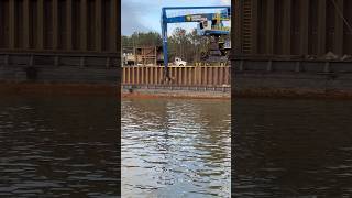 River cruising on the Tennessee Tombigbee Waterway greatloop boatlife river [upl. by Amyas]