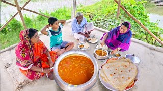 অনেকদিন পর মুরগির ছাঁট দিয়ে ঘুগনি বানালাম সাথে গরম গরম পরোটা  ghugni recipe [upl. by Backler891]