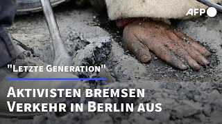 Mehr als 30 Blockaden von Klimaaktivisten in Berlin  AFP [upl. by Nels581]