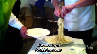 Osteria del Pettirosso Fettuccine Alfredo di Roma [upl. by Naret]