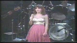 Kate Bush  The Wedding List Live 1982 [upl. by Trepur]