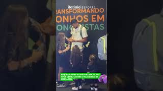 KARDEC CHORA AO ENCONTRAR FILHAS APÓS DERROTA PARA O FLAMENGO NA ARENA MRV [upl. by Adabel]