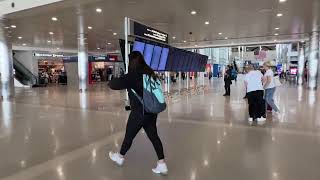 Virtual Walk Detroit Metro Airport McNamara Terminal DTW [upl. by Mailiw288]