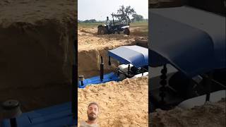 tractor daldal mein kaise chala Gayayoutubeshorts video [upl. by Eendys160]