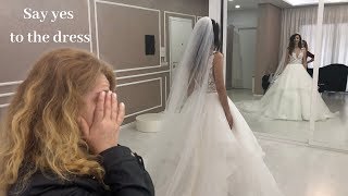 Zgjedhim fustanin perfekt të nuses 👰 Wedding diaries [upl. by Bedad]