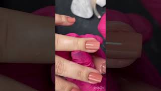 Esmalte usado  Segura a fivela Impala e o Rosa crystal avonspain manicures unhas esmalte [upl. by Entroc]