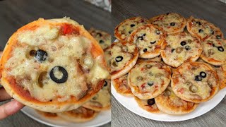 Jinsi Ya Kupika Pizza Ndogo Ndogo  Mini Pizza Recipe by Mapishi Rahisi [upl. by Suirauqed]