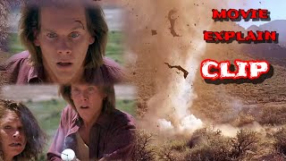 Tremors final scene  Tremors  Tremors 4 final explained in hindi  Tremors movie fight scene [upl. by Taite]