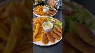 Boulettes de poulet et frites كويرات الدجاج مع الفريت [upl. by Esiuqcaj637]