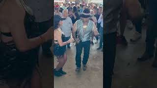 Bronco 956 bailando la chimichanga en TX youtubeshortsvideo 956valley dancemusic lapulga [upl. by Aniraz]