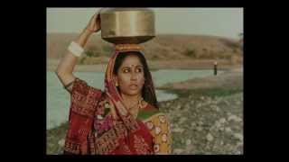 Smita Patil amp Naseeruddin Shah Mirch Masala [upl. by Yrakaz]