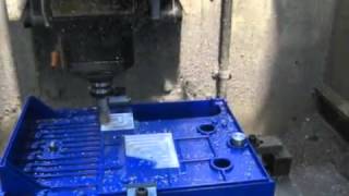 Fanuc ROBODRILL ALPHA T14i B Vertical machining centre [upl. by Ruscio]