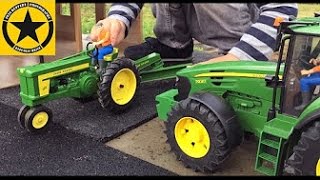 BRUDER meets ERTL John Deere 720 played by Jack 3 [upl. by Weinshienk167]